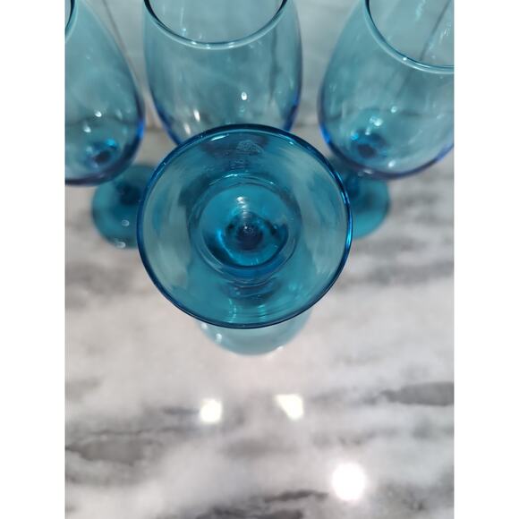 Cristar Sky Blue Wine Glasses, 13 oz Water Goblets, Sky Blue Glassware, Set of 4 - Picture 7 of 10